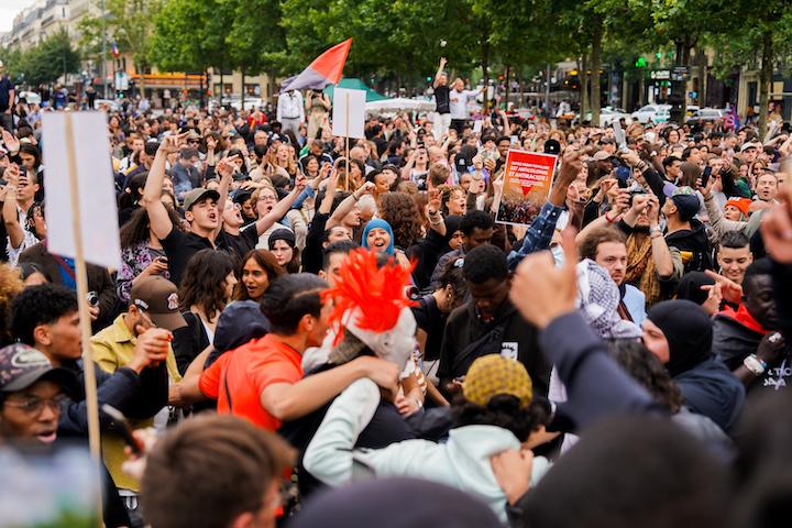 Ce dimanche soir, le Nouveau Front populaire arrive en tête à l’Assemblée nationale