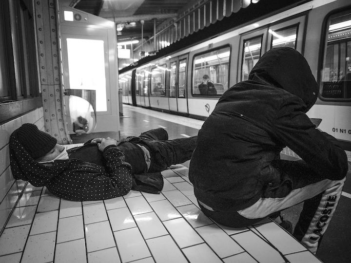 L'usage excessif du Lyrica peut entraîner une dépendance physique et des troubles comme une augmentation de l’agressivité et des idées suicidaires