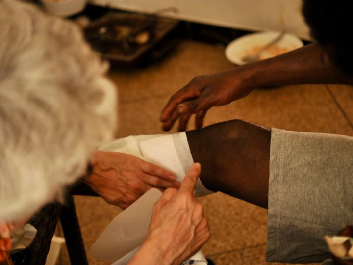 Moussa a été mordu près de l’artère fémorale, il aurait pu y rester