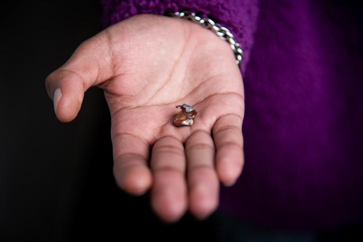 À quelques centimètres près, la balle touchait Vanessa