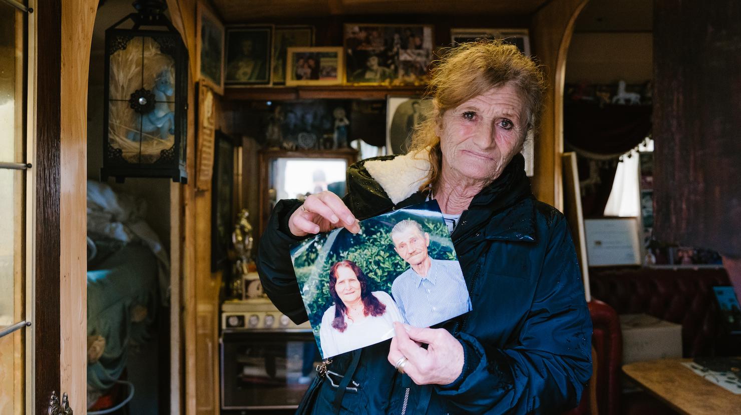 « On a cru que c’était la guerre » : Violente intervention policière dans la famille du militant décédé Raymond Gurême