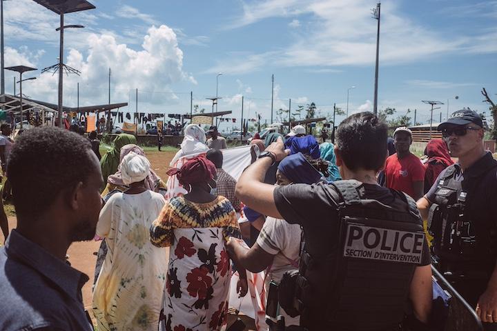À Mayotte, les tensions montent sur la mise à l’abri des personnes exilées après le cyclone Chido