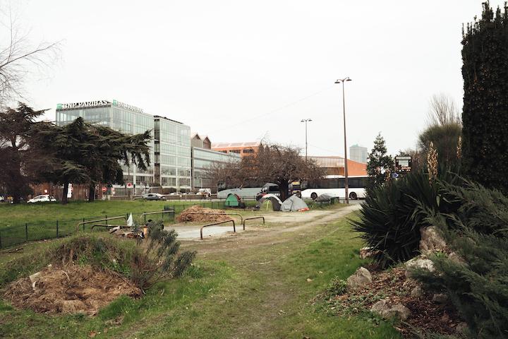 Le 19e arrondissement, le plus pauvre de Paris, a notamment accueilli des campements de personnes exilées pendant des années