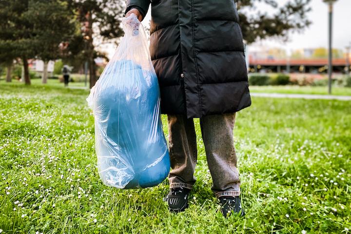 En France, chaque nuit, plus de 3.000 femmes et presque autant d’enfants se retrouvent dans la rue