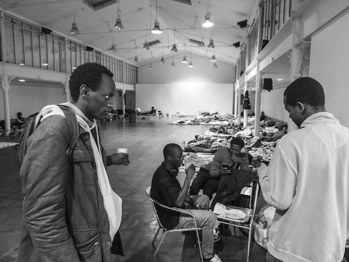 Celui qui n'avait jamais manifesté se retrouve à lutter pour demander un logement digne et l'accès à l'école