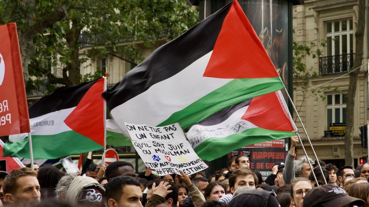 Pourquoi Bruno Retailleau veut dissoudre Urgence Palestine