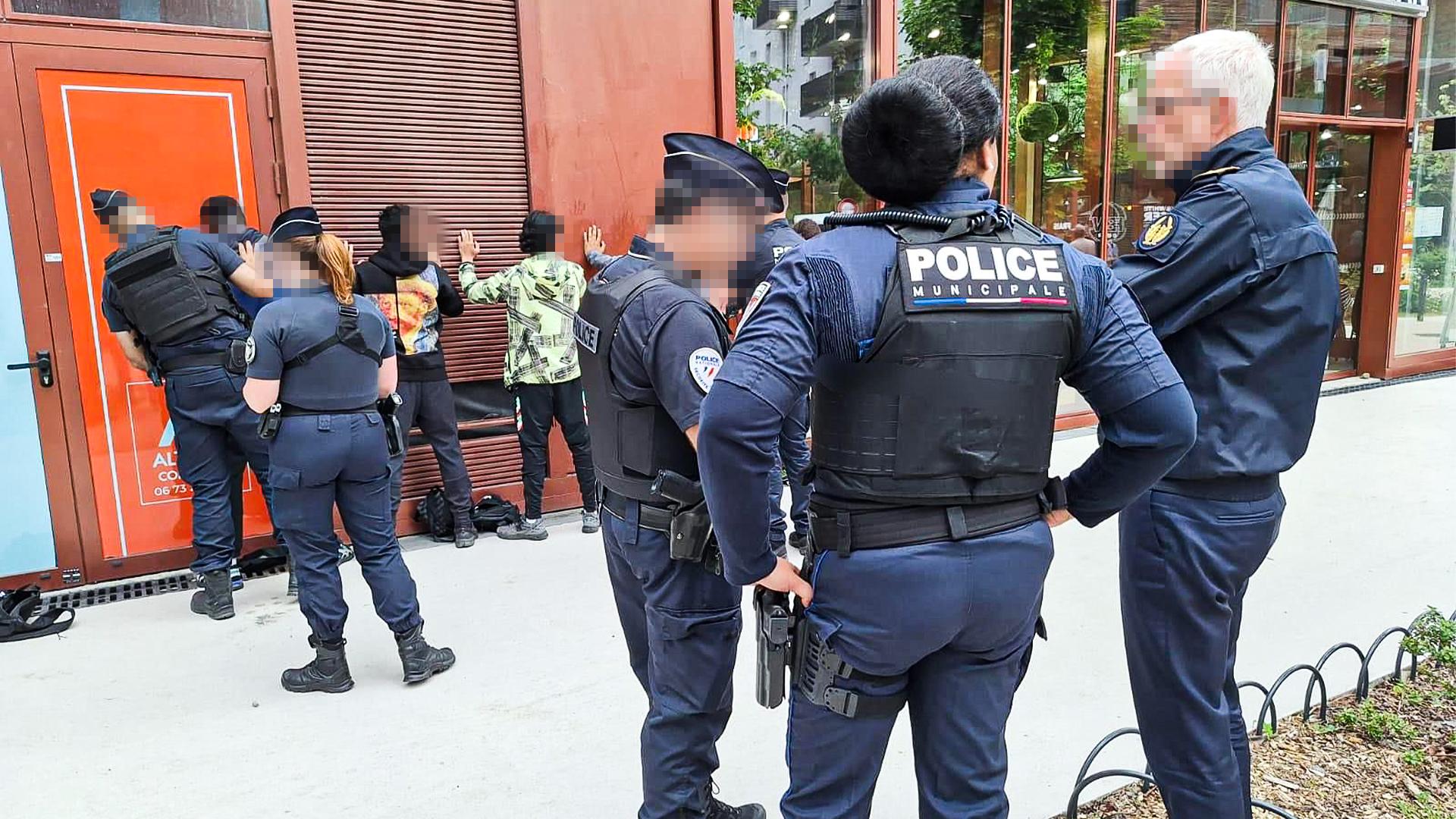 Pourquoi le vaccin fait flipper les Français