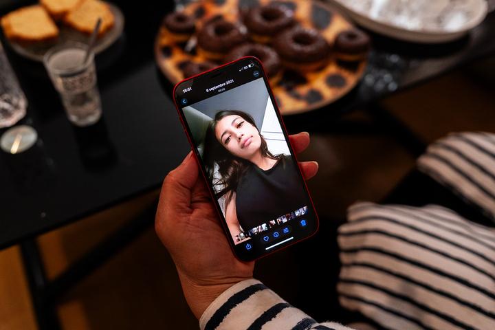 « C’était pourtant notre rayon de soleil. Quand elle rentrait dans une pièce, tout s’illuminait. 