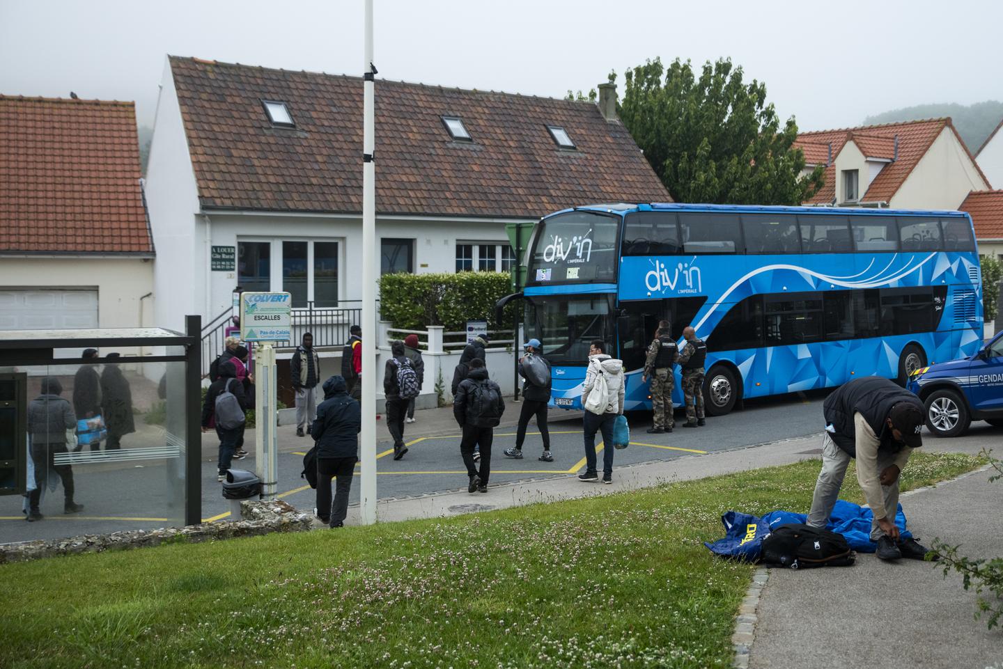 Sur la Côte d'Opale, les maires veulent restreindre l'accès aux bus pour les exilés