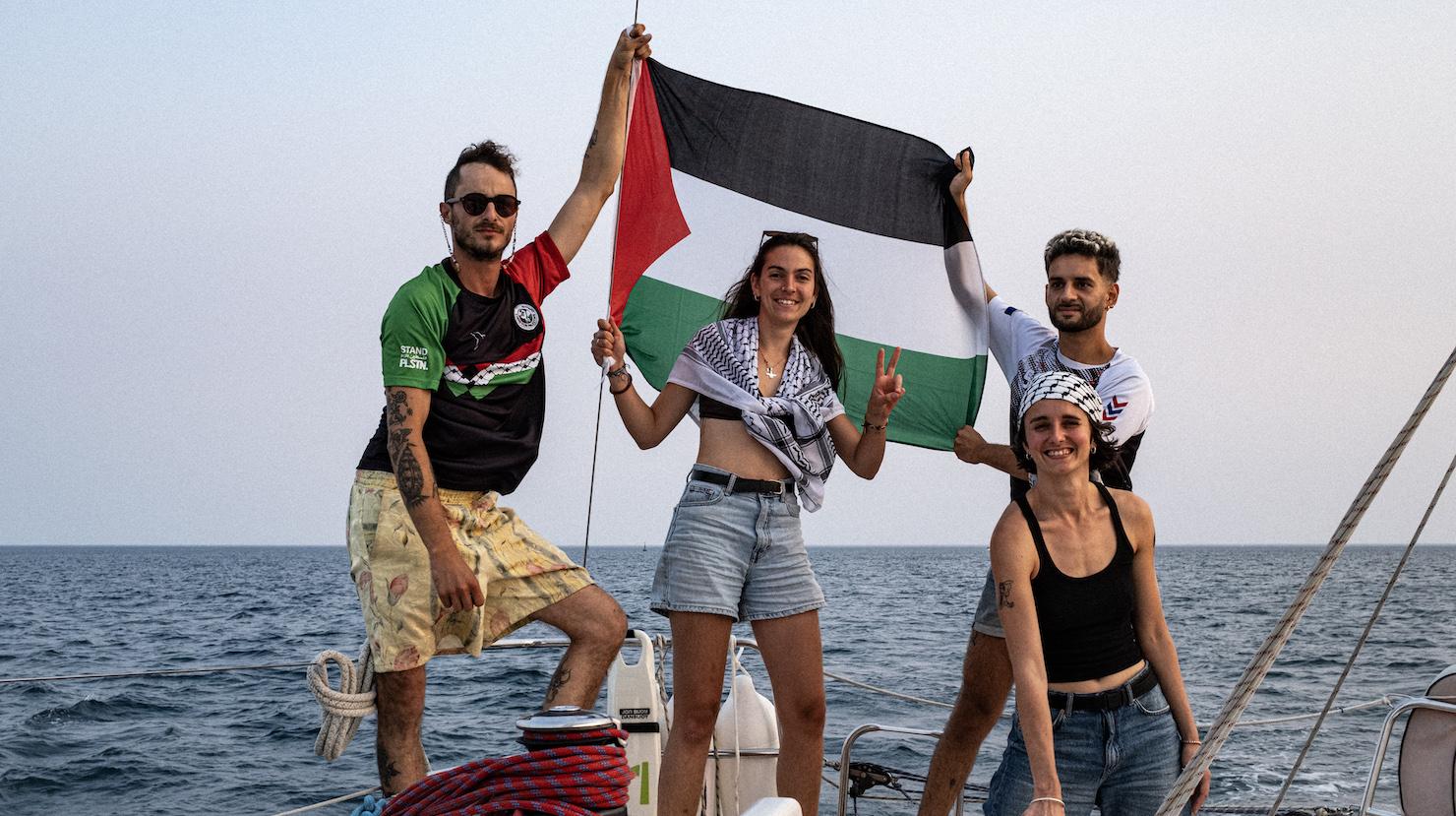 « On est les petites mains de la grande cause » : les marins bretons préparent la prochaine flottille pour Gaza
