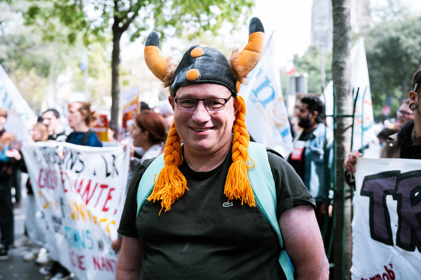 Serge, 56 ans, est boucher dans un supermarché