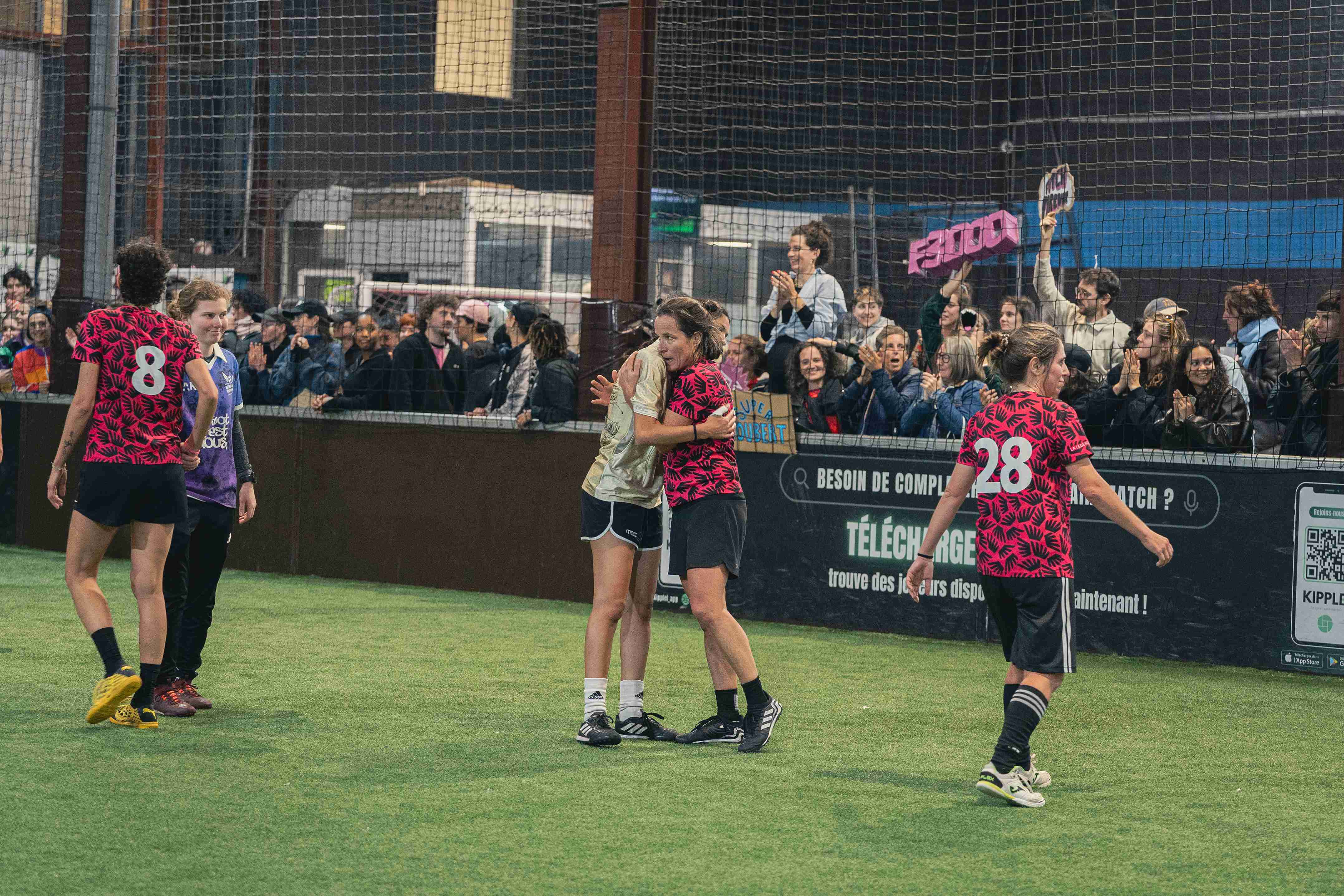 Venues de toute la France, 230 personnes queer ont participé à la 9e édition de la coupe « Bernard Tapine »