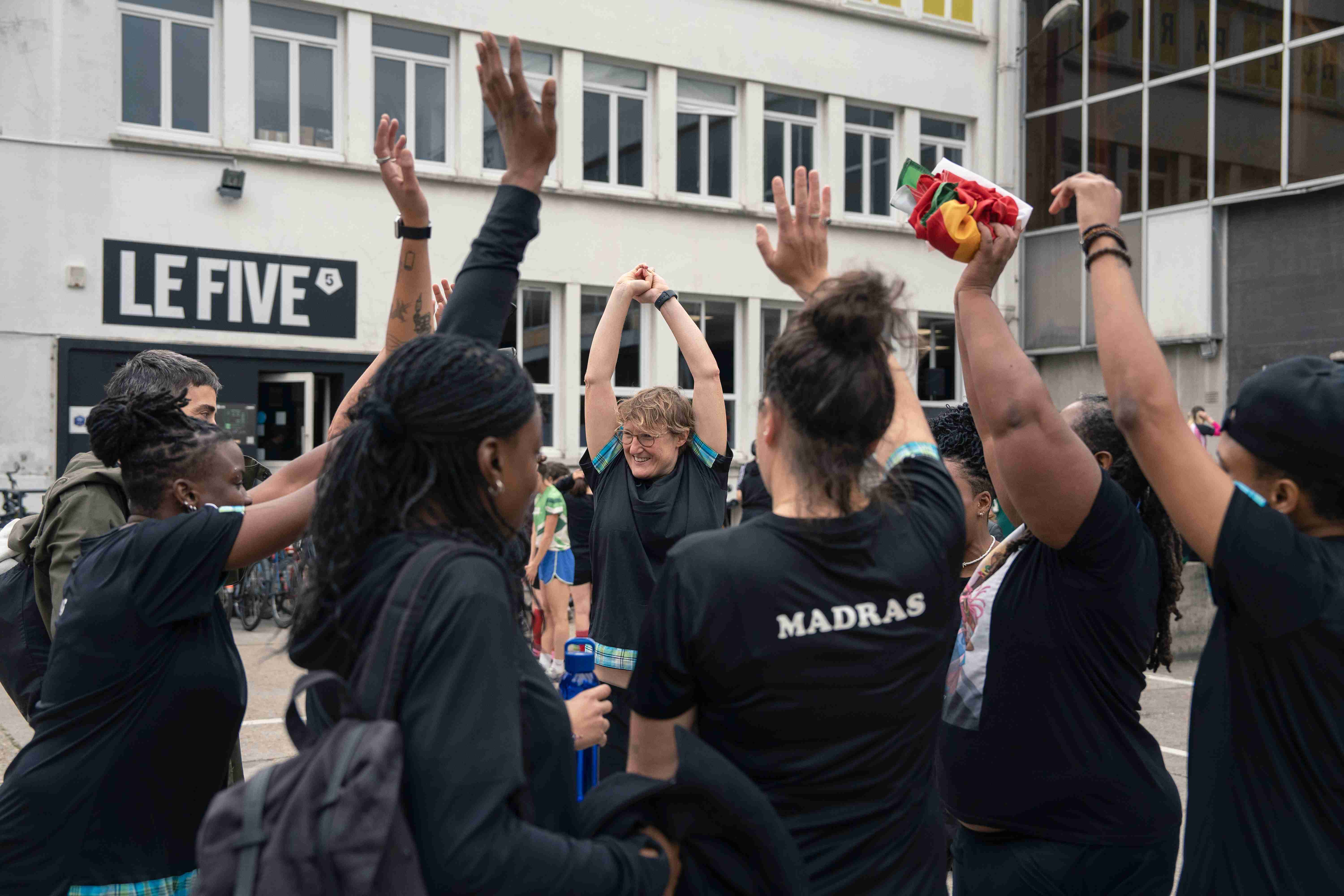 Alice Coffin, élue écologiste au Conseil de Paris et militante lesbienne, a participé à cette édition avec les Madras