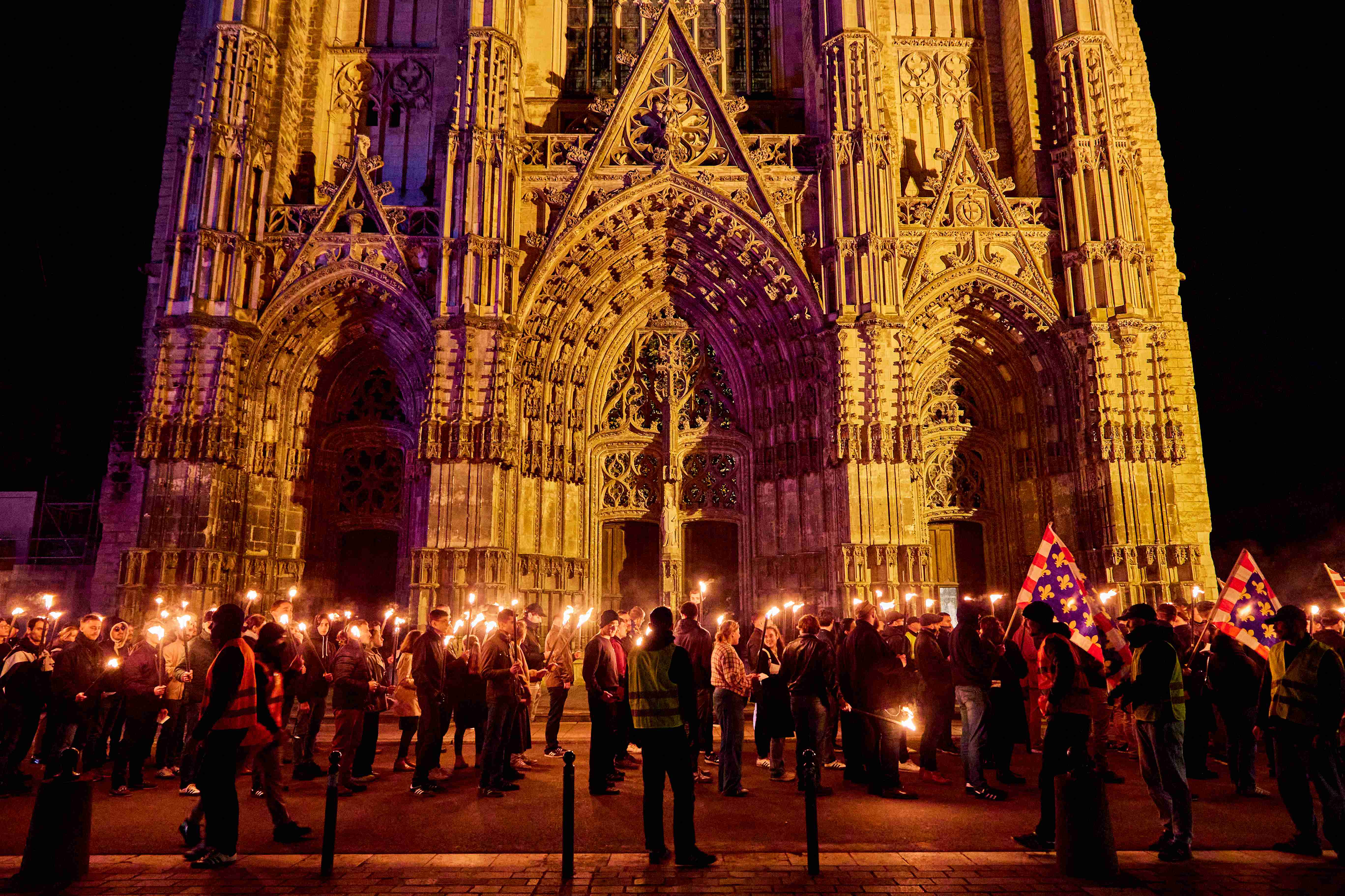 Certains ont fait le déplacement de toute la France pour participer à cette troisième édition du défilé nocturne se réappropriant la figure de Saint Martin.