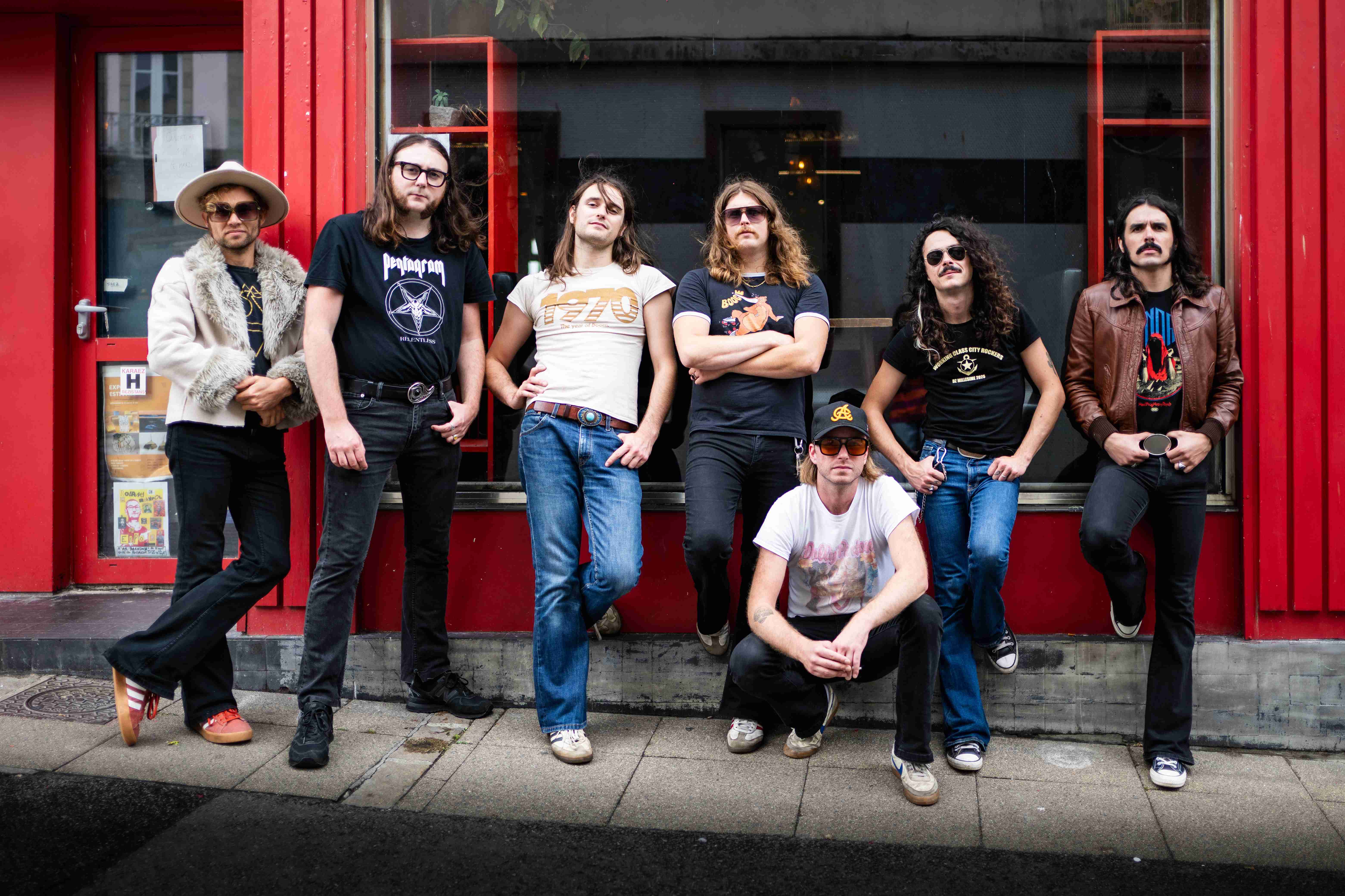 Né en 2019, Komodrag & the Mounodor « ont l’air tout droit sortis de Woodstock »