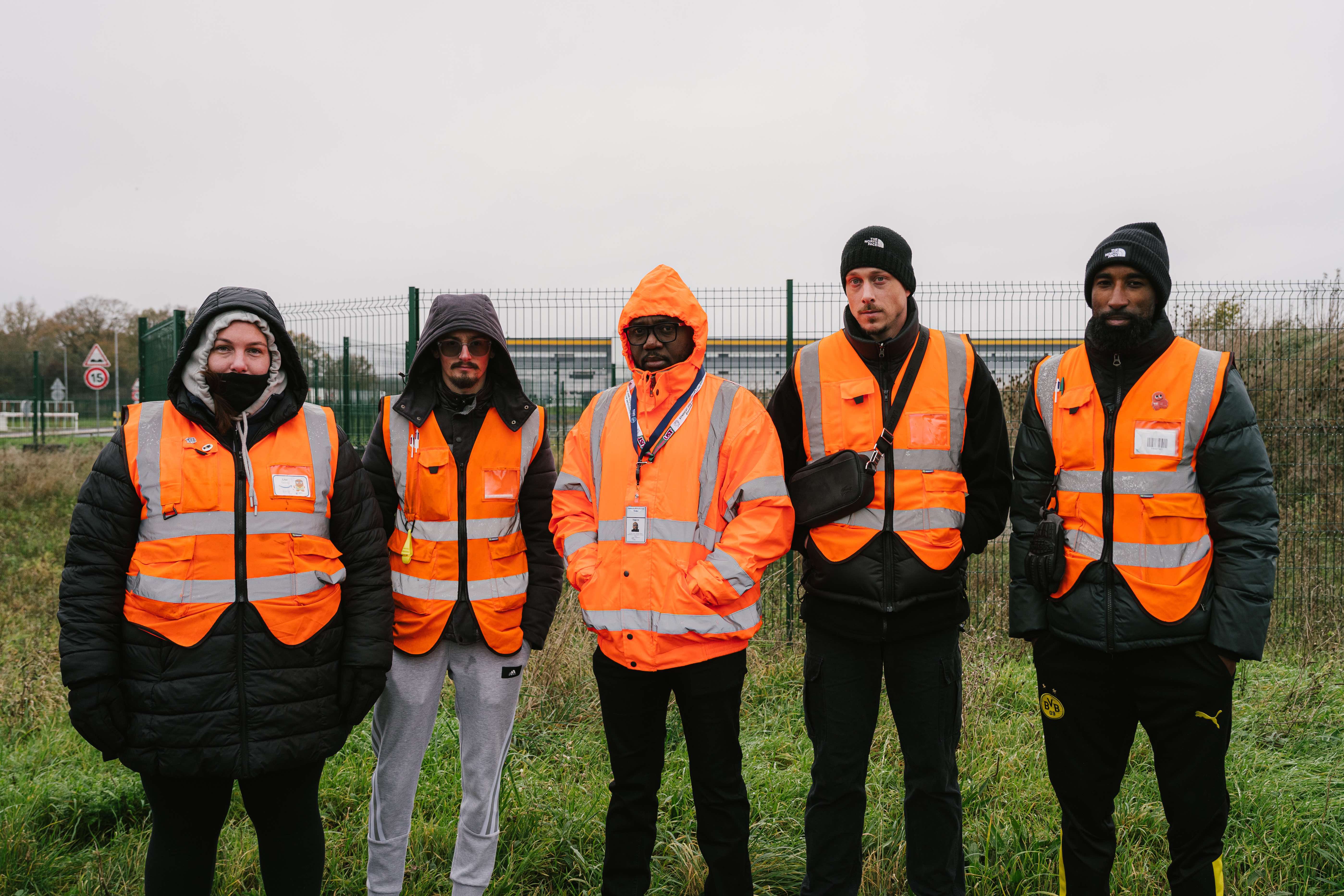 La colère noire des salariés en grève d’Amazon Brétigny pour le Black Friday