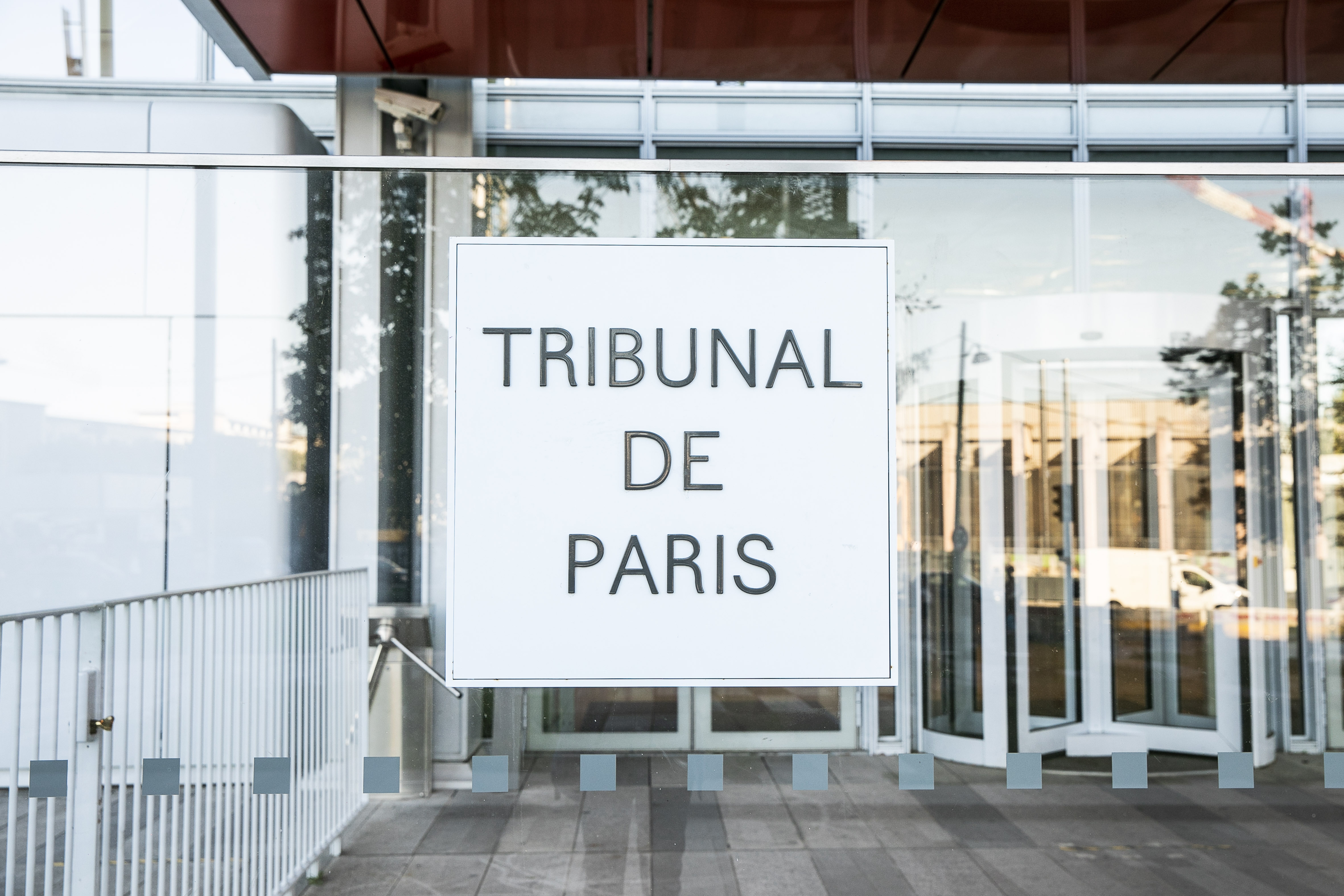 Au tribunal, les personnes aux troubles psy sont enfermées malgré l’obligation de soin