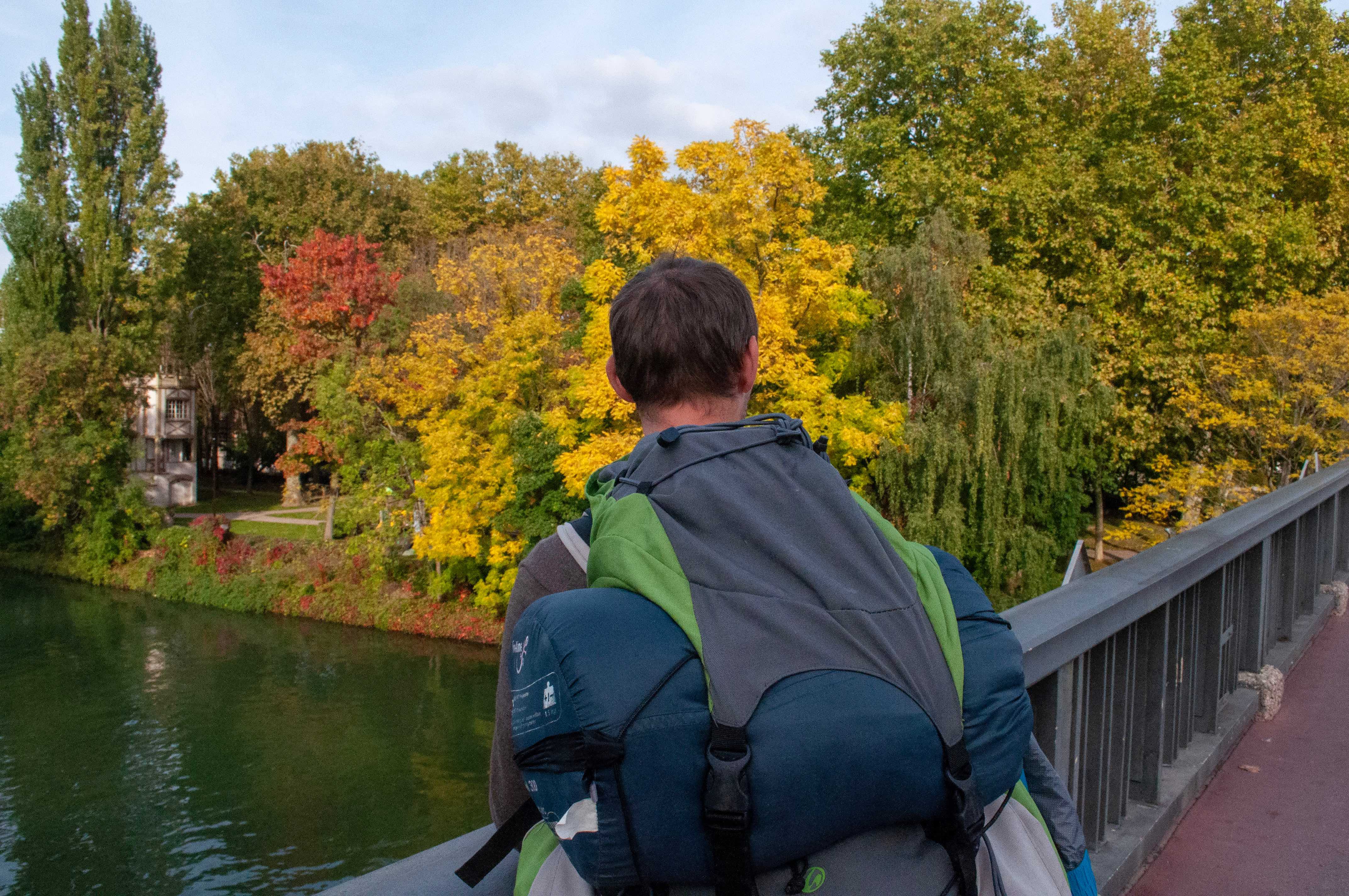 « La société, je la vois comme une bulle de savon. Plus tu restes dans la rue, plus tu t’éloignes du centre », explique Alex