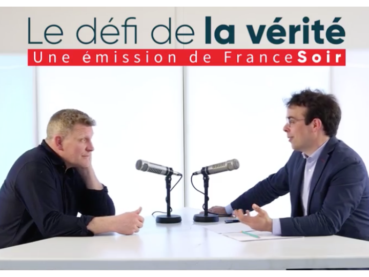 En 2022, invité chez France Soir, Jean-Baptiste Rivoire n'hésite pas à répondre aux questions d'Humbert Angleys, rédacteur en chef adjoint de ce média, qui aidera plus tard Geoffroy Lejeune à faire du « JDD » un journal d'extrême droite.
