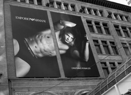 Ronaldo fiancé, un chat juré et le bouclier fiscal...  le Morning Refresher 