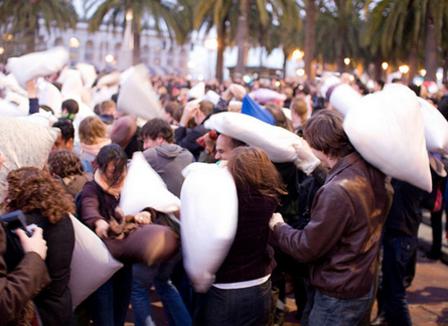 Hugo Chavez, le nuage radioactif et une bataille d'oreillers &hellip; le Morning Refresher