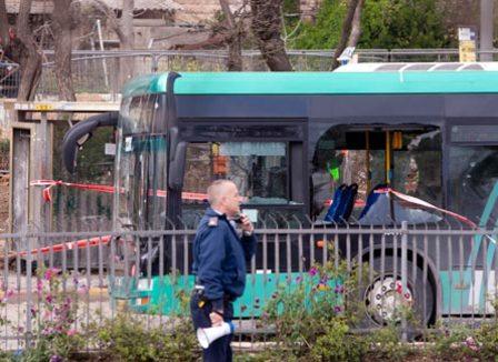 Jérusalem : Reportage photo sur les lieux de l'attentat de cet après-midi