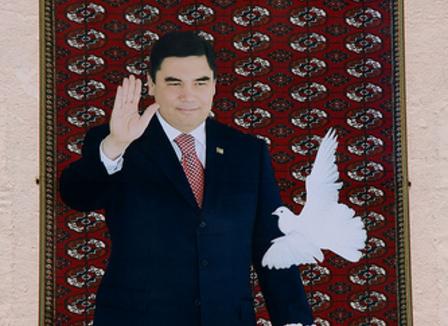 Gurbanguly Berdymouhamedov, le président-dentiste qui a chassé MSF du Turkménistan