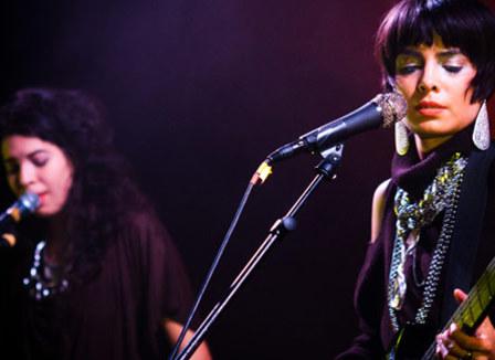 Photos : School of Seven Bells le 12 mars au Point Ephémère