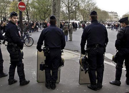 Le syndicat Unité: « On doit laisser aux CRS l'opportunité de prendre son verre de vin, sa bière ou son coca-cola ! »