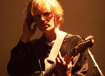 Photos : Connan Mockasin le 25 mars à La Cigale