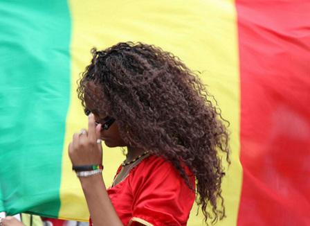 A Paris la communauté malienne en veut à Juppé et Sarko