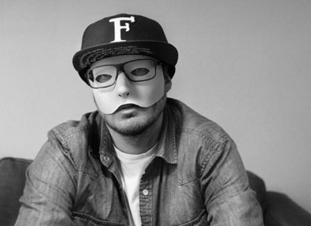 Fuzati:  « Ma liberté artistique a un prix: c'est d'avoir un taff à côté »