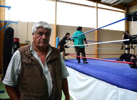 A Nanterre, l'école de catch de Don Costantino 