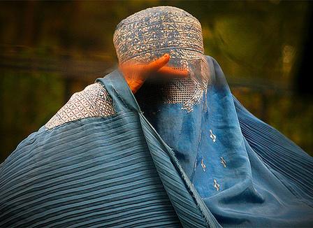 La burqa interdite dans les lieux publics en Belgique