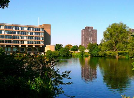 Pourquoi le vaccin fait flipper les Français