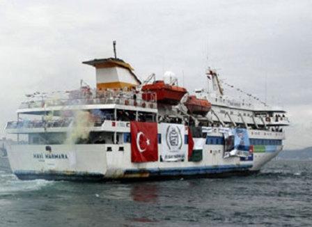 Un bateau pour Gaza : Mais que fait le député UMP Etienne Pinte à bord ?