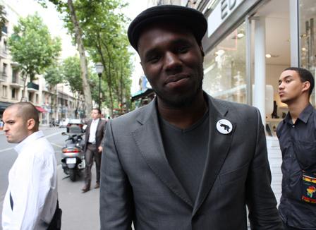 Au Sénégal, un conseiller de Wade embauche Kémi Séba avant de l'accuser de s'être servi de lui