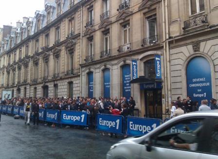 Ex des Filles d'à côté ou comique roumain à la Borat: Bienvenue au casting d'Europe 1 du chroniqueur de l'été 