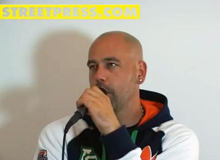 Sinik: « Je ne sais pas si t'as remarqué mais je m'en bats les couilles des critiques ! »