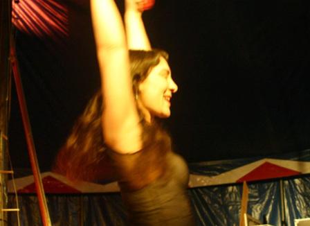 Au resto clandestin, c'est soupe transylvanienne, tofu et gâteau des morts dans un cirque d'ânes