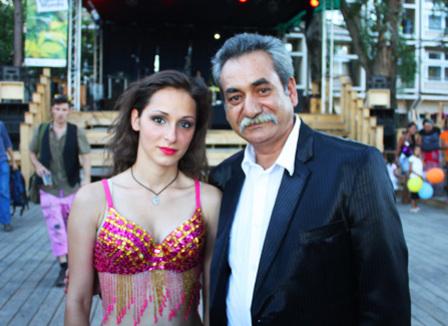 La jeune Rom de la semaine : Izabela, 17 ans et demi, danseuse