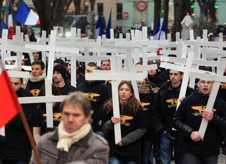  Manif: Après les islamistes à la Concorde, les fascistes lyonnais débarquent à Paris 