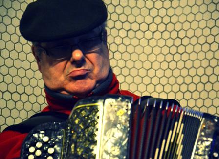 Filippo, le clown triste du métro Gare de Lyon