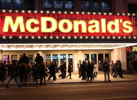 Aux États-Unis, McDonald's rappelle 12 millions de verres cadeaux 