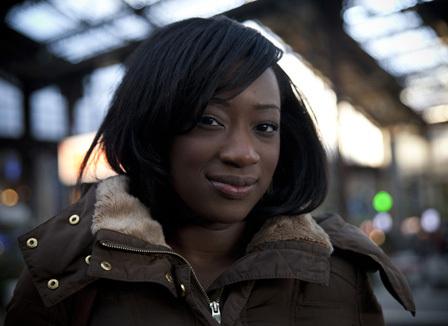Oumou, 21 ans, finaliste de Miss Mali à Issy-les-Moulineaux en 2009