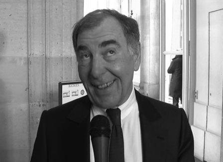 Seriez-vous prêt à embrasser un autre député pour montrer que vous n'êtes pas homophobe ?