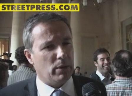 11 septembre: Faut-il sanctionner les propos conspirationnistes ?