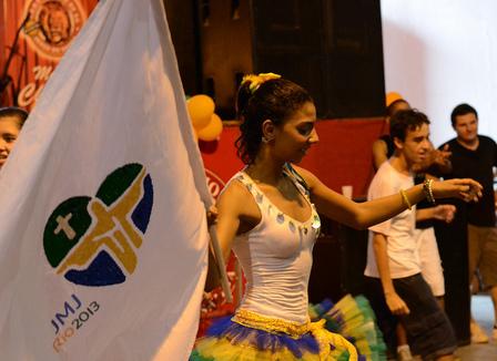 Les jeunes cathos à Notre-Dame: « On est la génération François 1er ! »