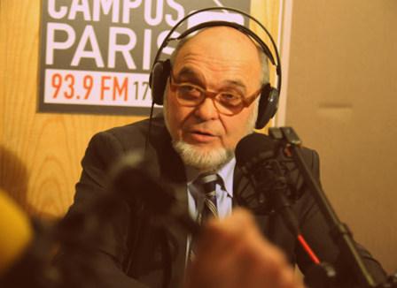 Le parti, c'est fini. Hue fait son come back sur le web